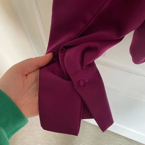 Dynamite Romy Open-Back Silky Blouse - Picture 11 of 15